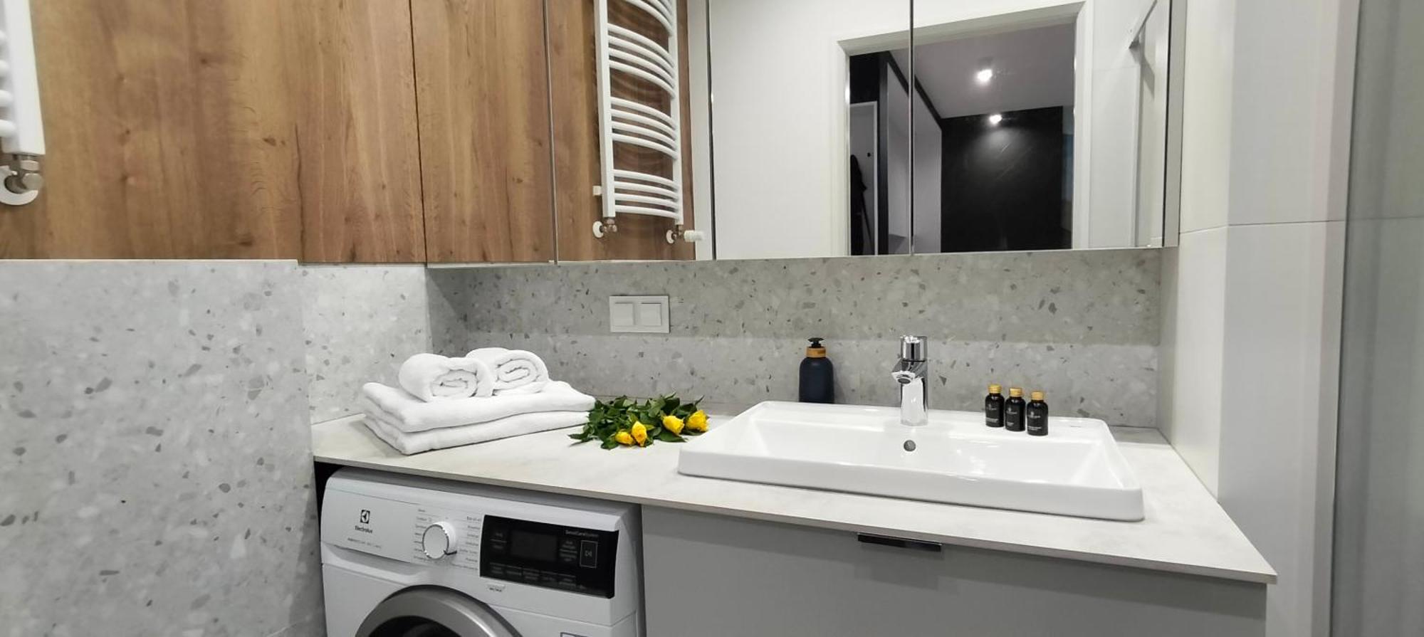 Cicha Przystan Apartamenty Whiteblue Sauna&Fitness&Parking Kołobrzeg Εξωτερικό φωτογραφία